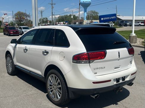 Used 2012 Lincoln MKX AWD image 5