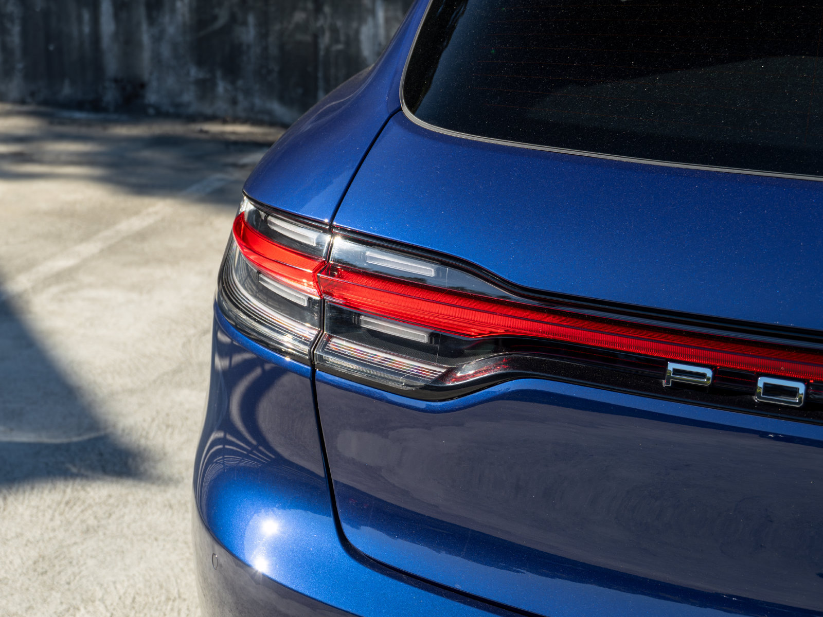 Certified 2026 Porsche Macan AWD/4WD image 18