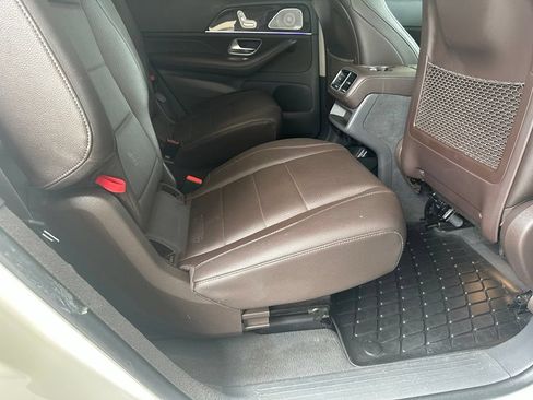 Used 2020 Mercedes-Benz GLS 450 4MATIC image 35