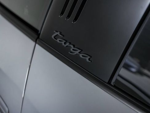 Certified 2023 Porsche 911 Targa 4 GTS AWD/4WD image 31