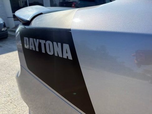 Used 2017 Dodge Charger R/T RWD image 14