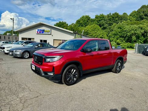 Used 2023 Honda Ridgeline Sport image 1