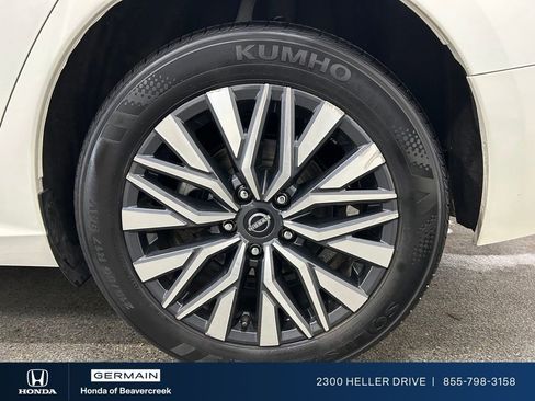 Used 2024 Nissan Altima 2.5 SV AWD/4WD image 26
