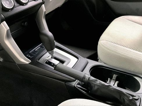 Used 2014 Subaru Forester 2.5i Premium w/ All-Weather Package image 17