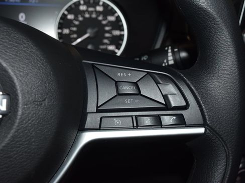 Certified 2025 Nissan Altima 2.5 SV FWD image 8