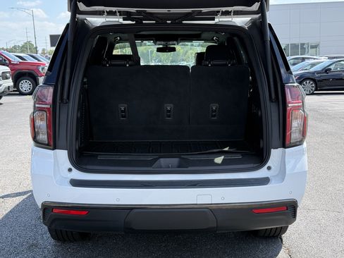 Used 2021 Chevrolet Tahoe RST w/ Luxury Package RWD image 36