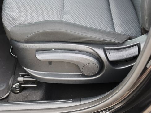 Used 2022 Kia Soul LX w/ Technology Package FWD image 16
