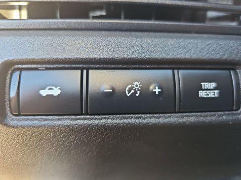 Used 2023 Nissan Altima 2.5 SR image 24