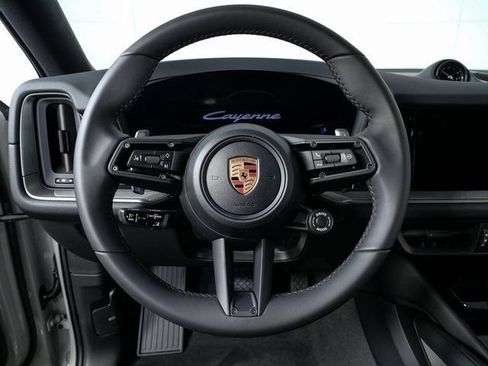 Certified 2026 Porsche Cayenne Coupe AWD/4WD image 9