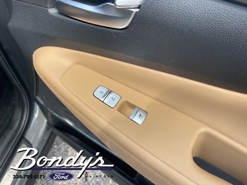 Used 2023 Hyundai Santa Fe Calligraphy image 24