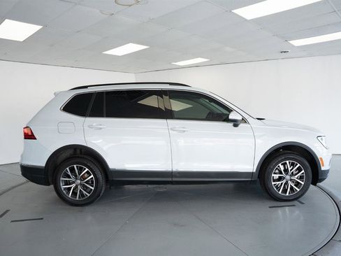 Used 2018 Volkswagen Tiguan SE image 13