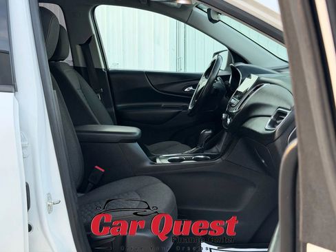 Used 2019 Chevrolet Equinox LT FWD image 18