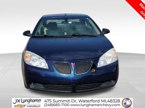 Used 2009 Pontiac G6 Sedan w/ Sport Package 2 image 3