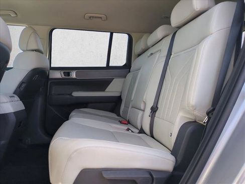 Used 2026 Hyundai Santa Fe SEL FWD image 18