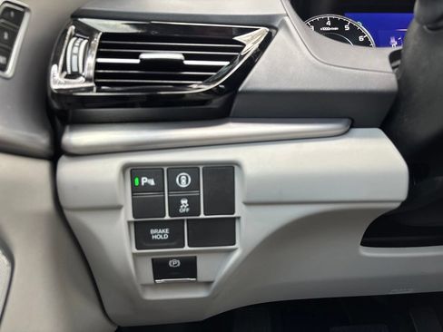 Certified 2024 Acura RDX w/ Technology Package AWD/4WD image 37