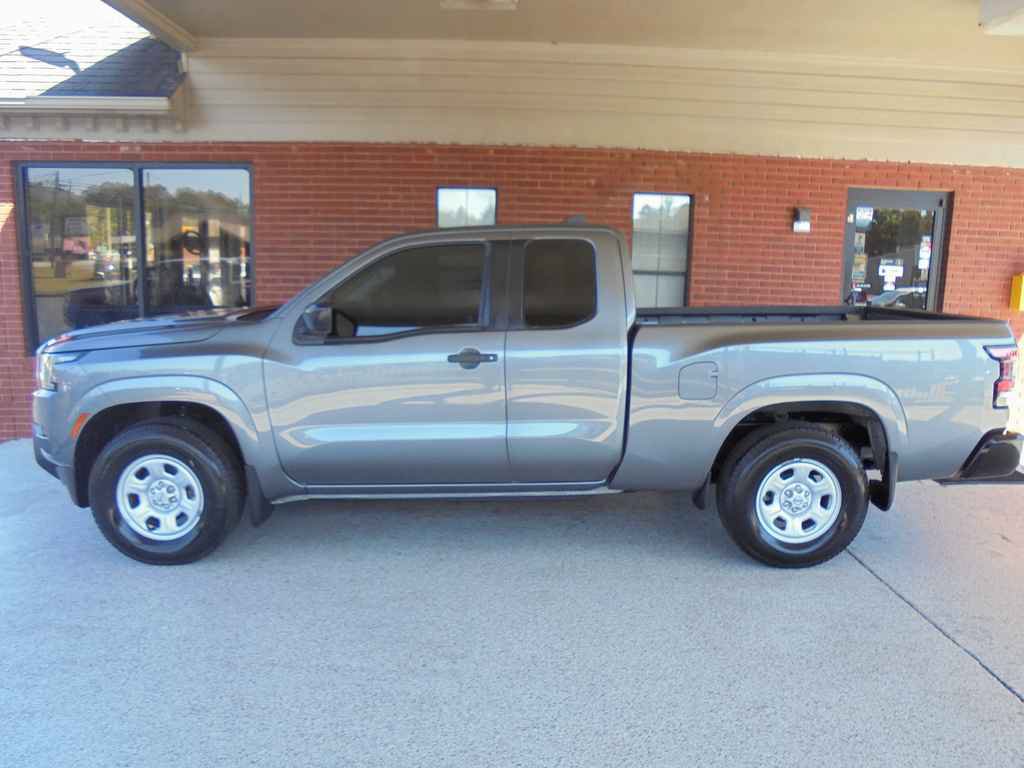 Used 2022 Nissan Frontier S w/ Technology Package RWD image 1