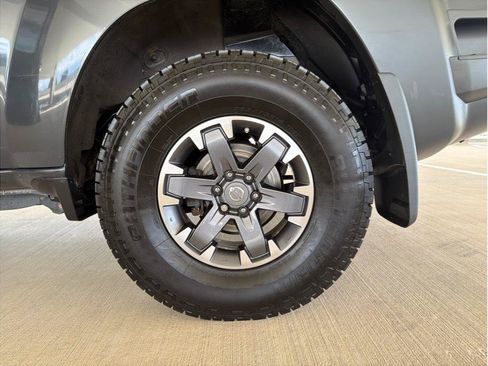 Used 2014 Nissan Xterra PRO-4X AWD/4WD image 28