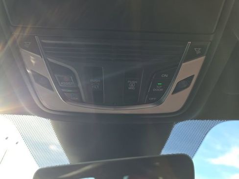 Used 2023 Acura MDX A-Spec image 24