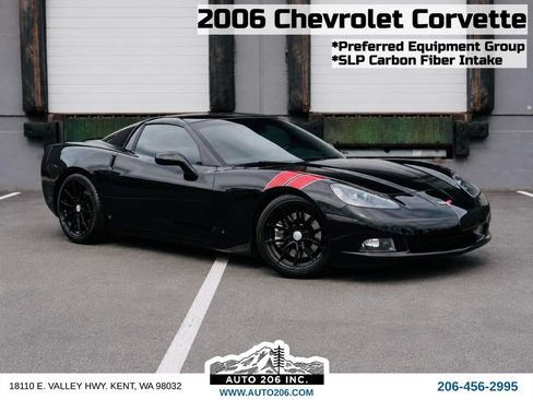 Used 2006 Chevrolet Corvette Coupe w/ Preferred Equipment Group RWD image 1