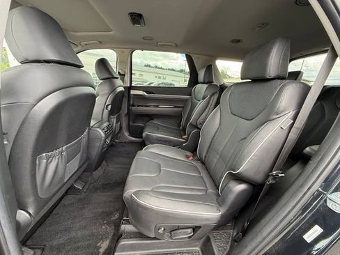Used 2025 Hyundai Palisade SEL AWD/4WD image 12