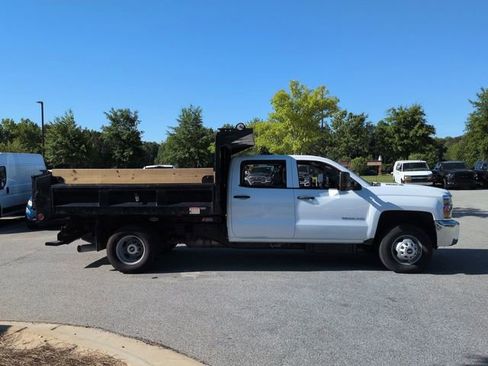 Used 2016 Chevrolet Silverado 3500 W/T w/ WT Convenience Package AWD/4WD image 3