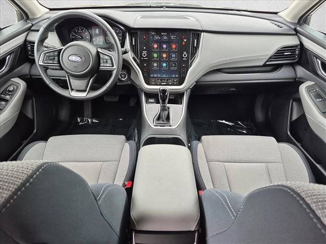 Used 2025 Subaru Outback Premium AWD/4WD image 19