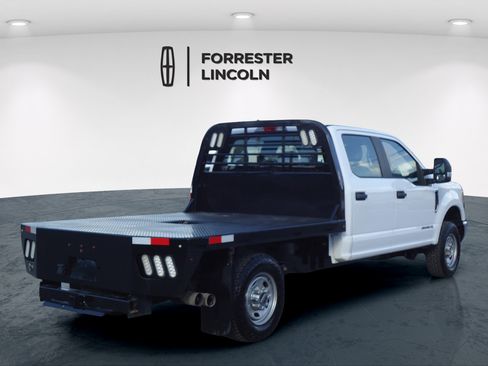 Used 2021 Ford F250 XL w/ Power Equipment Group AWD/4WD image 3