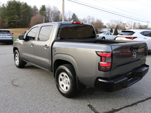 Used 2022 Nissan Frontier S w/ Technology Package image 3