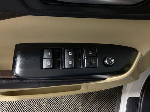 Used 2016 Toyota Highlander XLE w/ Protection Package #3 AWD/4WD image 22