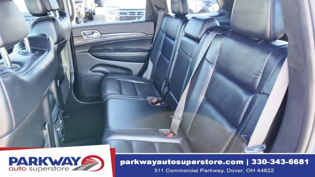 Used 2019 Jeep Grand Cherokee Limited AWD/4WD image 14
