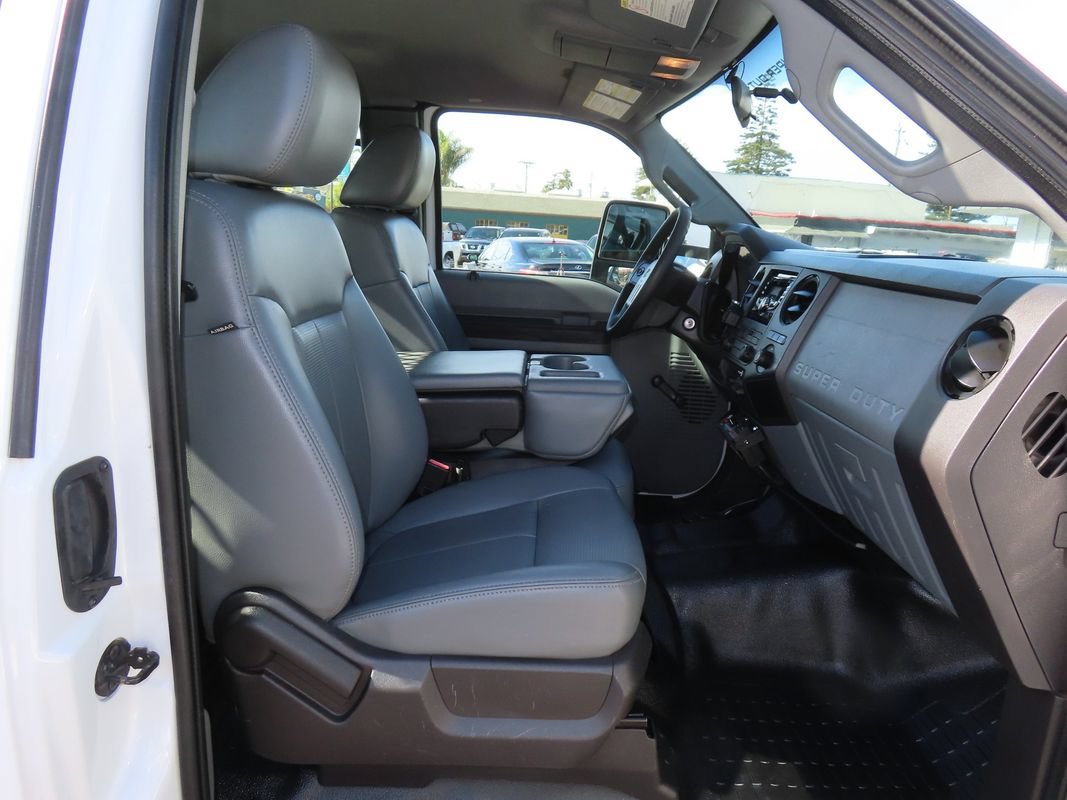 Used 2011 Ford F450 XL w/ Trailer Tow Pkg AWD/4WD image 4