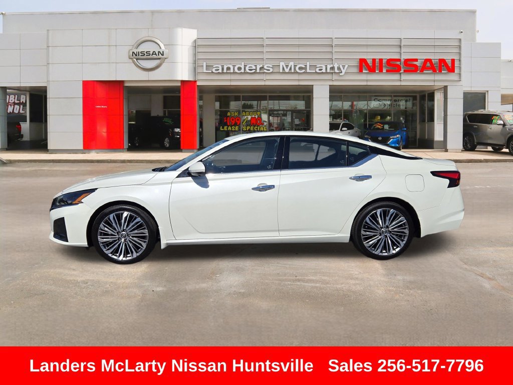 Used 2025 Nissan Altima 2.5 SL FWD image 8