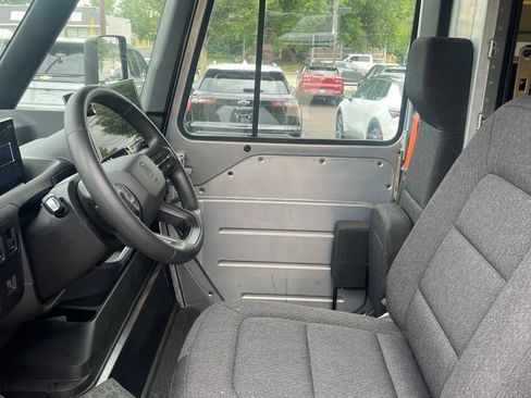 Used 2024 Chevrolet Brightdrop 600 w/ Battery Pack, Max Range AWD/4WD image 11