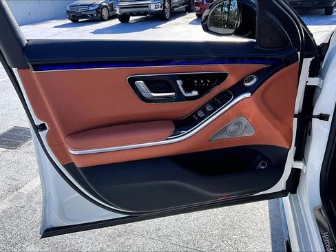 Used 2023 Mercedes-Benz S 500 S 500 image 22