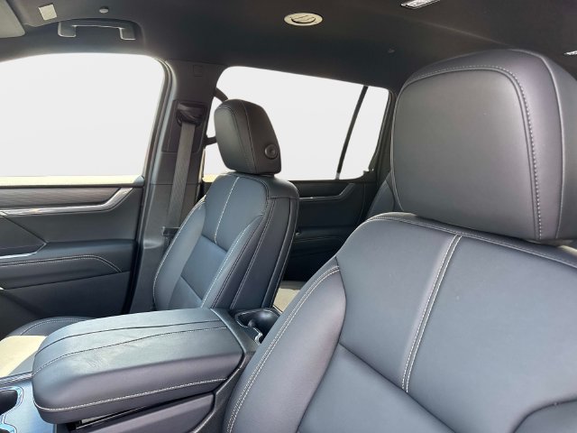 New 2026 GMC Acadia Elevation w/ Black Edition FWD image 20