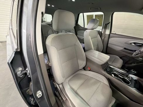 Used 2020 Chevrolet Traverse LT FWD image 26