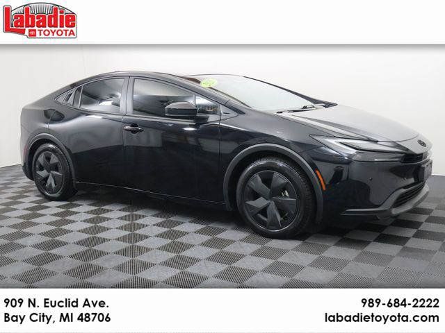 Certified 2025 Toyota Prius LE FWD image 1