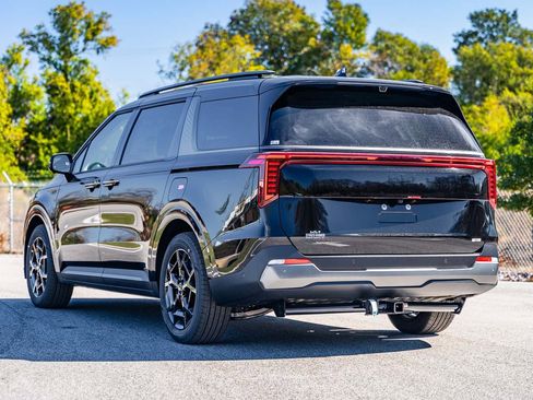 New 2026 Kia Carnival SX Prestige FWD image 3