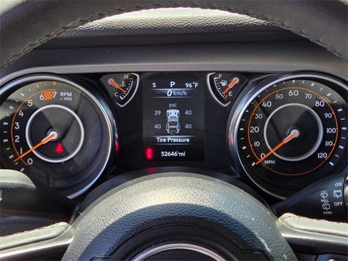 Used 2023 Jeep Wrangler Sport S image 26