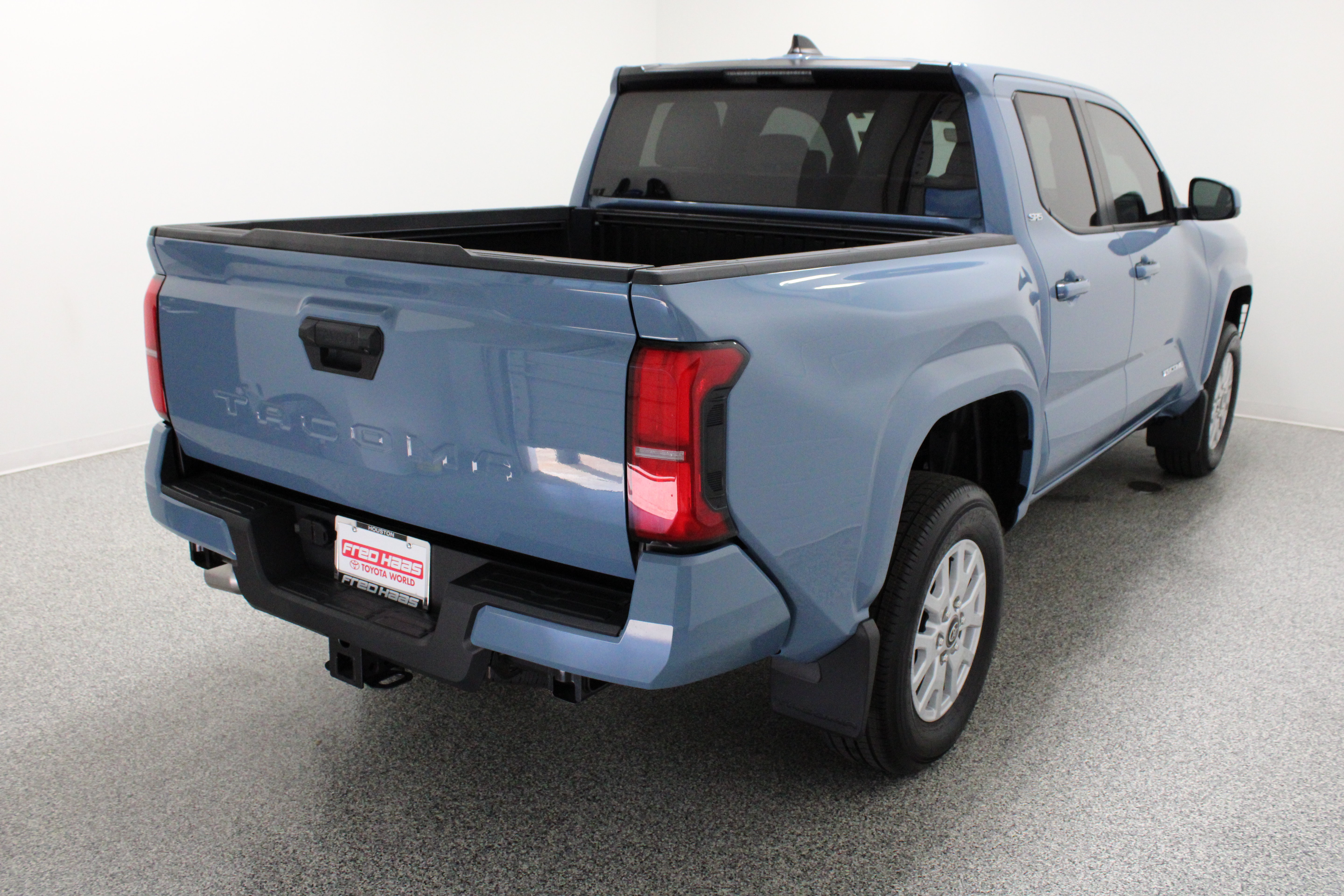 Certified 2026 Toyota Tacoma SR5 RWD image 7