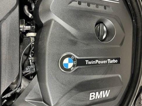 Used 2018 BMW 330i xDrive Sedan w/ Convenience Package image 24