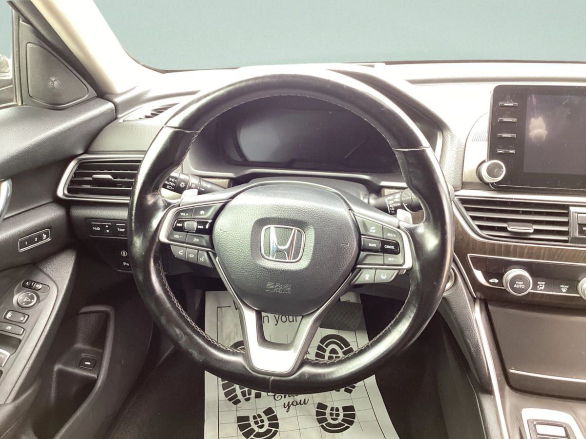 Used 2020 Honda Accord Touring image 13