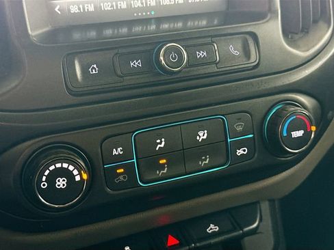 Used 2018 Chevrolet Colorado W/T w/ WT Convenience Package image 16