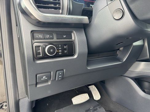 Certified 2023 Ford F250 Lariat w/ Chrome Package image 14