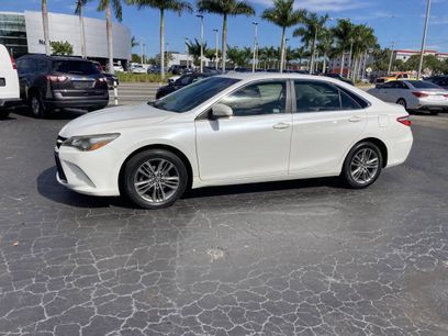 Used 2017 Toyota Camry SE