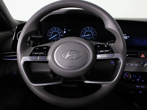 Certified 2024 Hyundai Elantra SEL FWD image 25