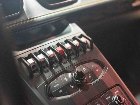 Used 2015 Lamborghini Huracan LP 610-4 image 86