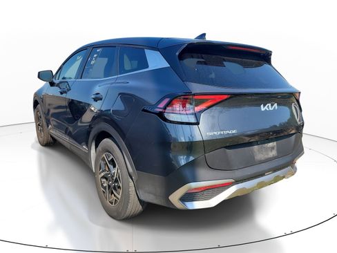 Used 2025 Kia Sportage LX image 6