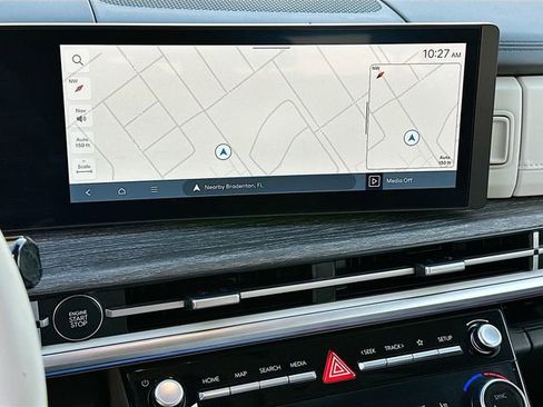 Used 2024 Hyundai Santa Fe Limited image 13