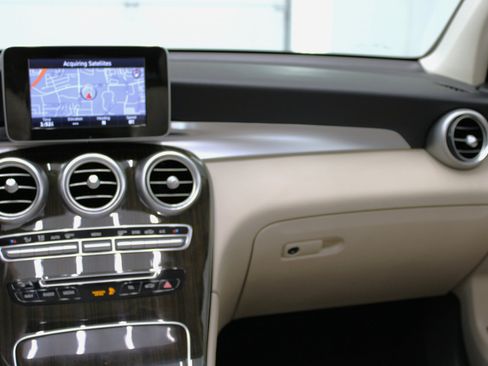 Used 2017 Mercedes-Benz GLC 300 w/ Premium 1 Package image 56